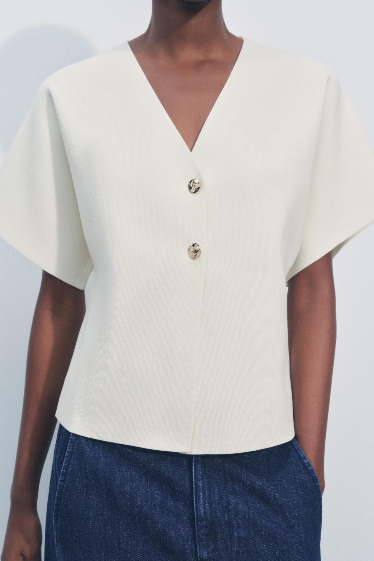 ALMOND CARDIGAN