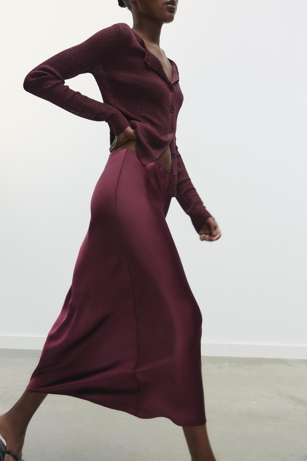 SATIN MIDI SKIRT